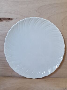 Vintage Lenox USA Sculpture swirl off-white dinner plate swirled rim